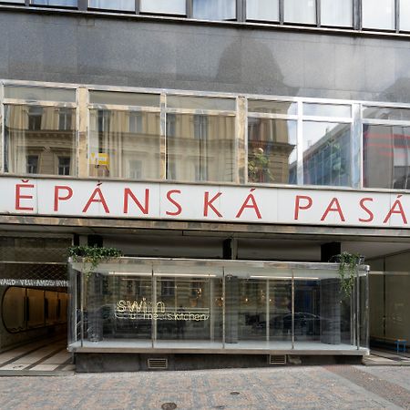 New Town - Apple Apartments Prague Extérieur photo