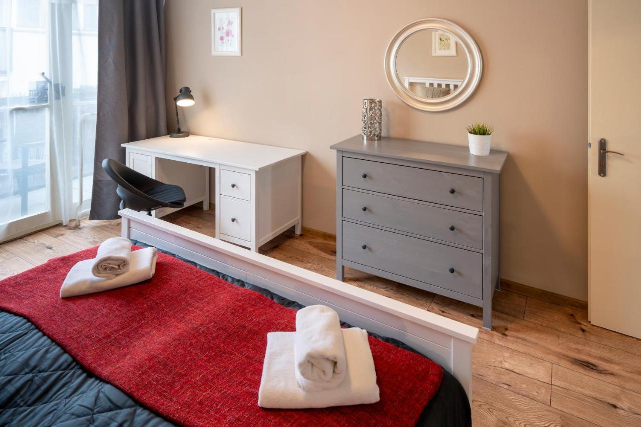 New Town - Apple Apartments Prague Extérieur photo