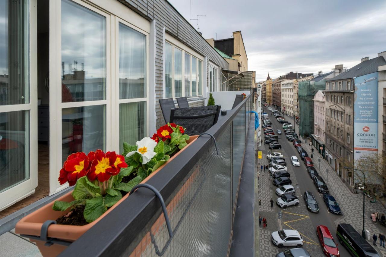New Town - Apple Apartments Prague Extérieur photo